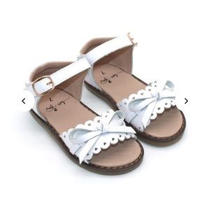 Love + Grow Clothing White Faux Leather Bow Sandals NWT